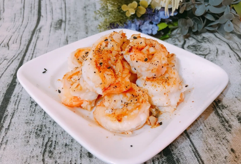 蒜香奶油蝦做法