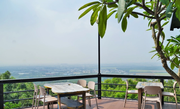 大崗山夜景餐廳