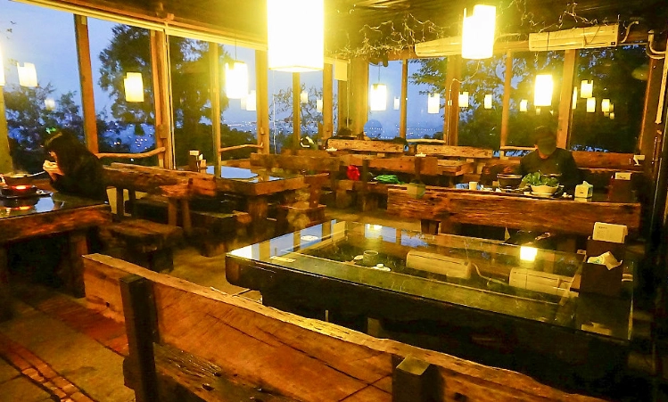 大崗山夜景餐廳