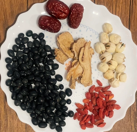 黑豆蓮子紅棗枸杞茶功效