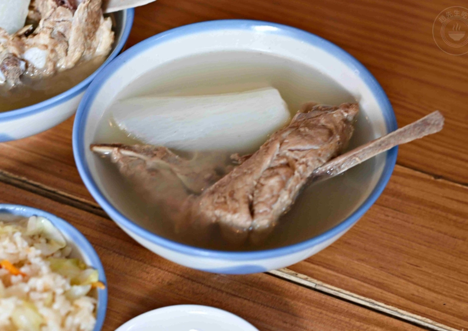 排骨酥湯 排骨酥湯
