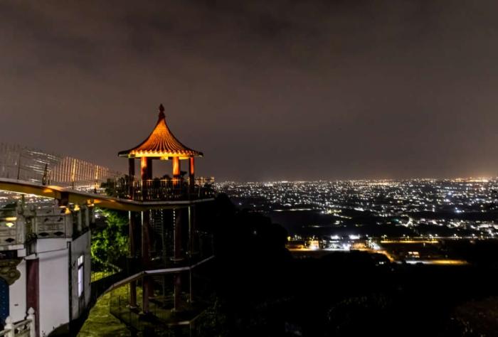 大崗山夜景：十大觀景點懶人包、實用攻略與在地真心話全攻略