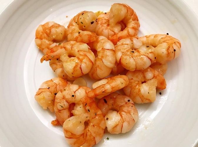 蒜煎蝦仁完美攻略：從選蝦到上桌的零失敗技巧