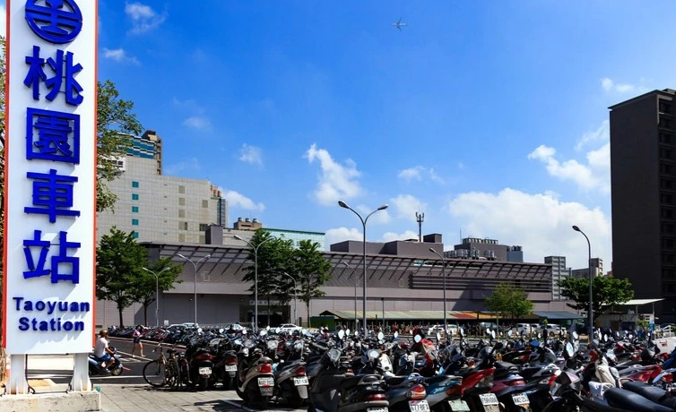桃園火車站美食