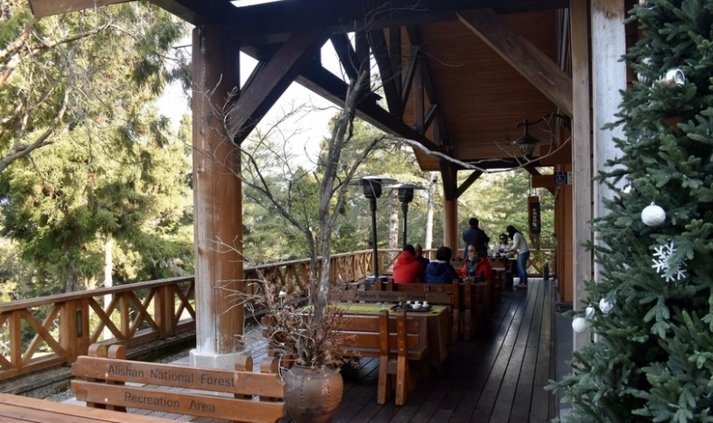 阿里山餐廳評價