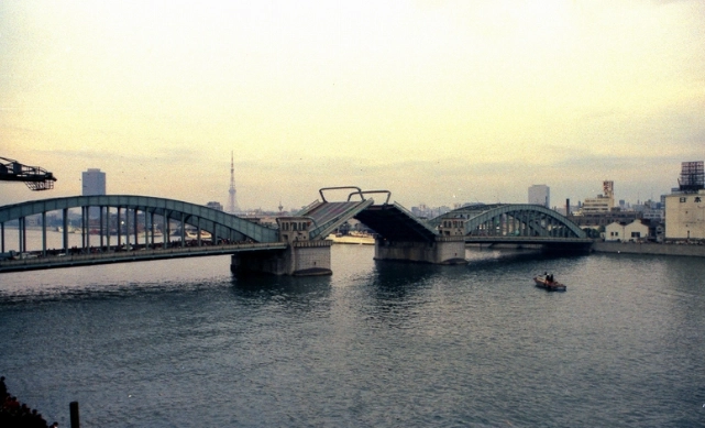 東京勝鬨橋