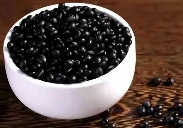 黑豆水每天喝 黑豆水每天喝