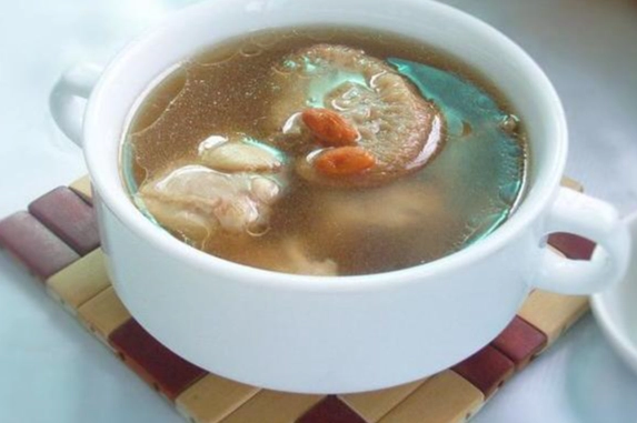 猴头菇鸡汤功效