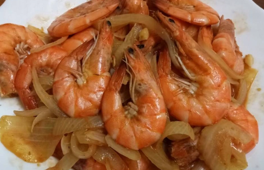 洋蔥炒蝦食譜全攻略：家常美味秘訣與常見問題一次解決
