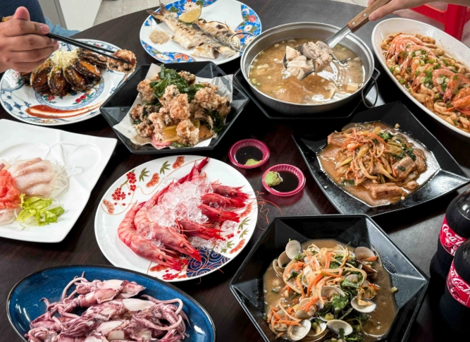 宜蘭大溪海鮮餐廳推薦：漁港現撈美食老饕指南與必吃清單